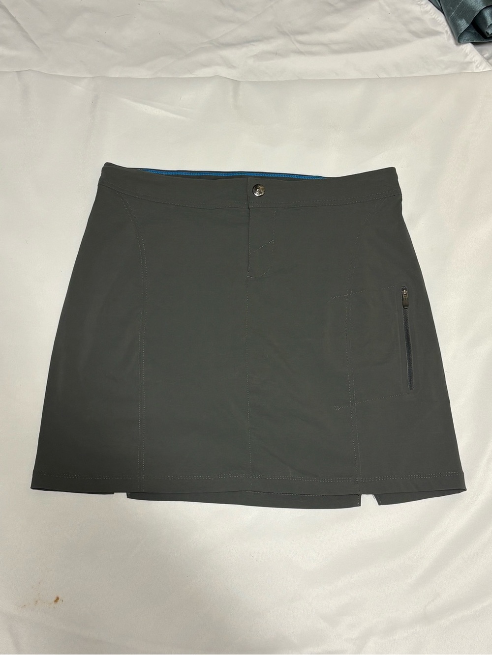 Columbia Gray Casual Outdoor Pants with Branded Button
